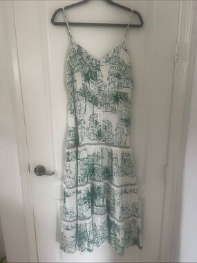NWT AQUA sz M White and Green Palm Printed Tiered maxi Sundress. Fits sz 6/8
